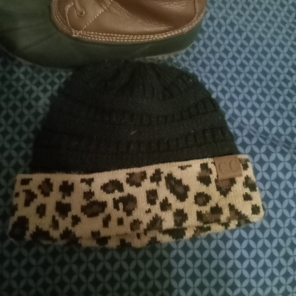 Beanie  ponytail hat